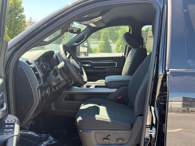 2026 RAM Ram 3500 RAM 3500 BIG HORN CREW CAB 4X4 8' BOX