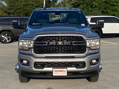 2024 RAM 3500 Big Horn Crew Cab 4x4 8' Box
