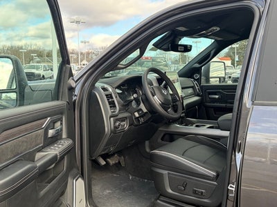 2026 RAM Ram 3500 RAM 3500 LARAMIE CREW CAB 4X4 8' BOX