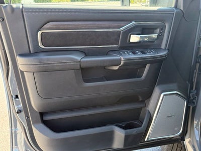 2027 RAM Ram 3500 RAM 3500 LARAMIE CREW CAB 4X4 8' BOX