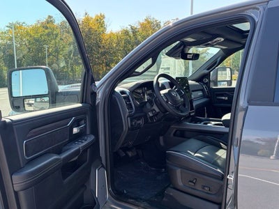 2027 RAM Ram 3500 RAM 3500 LARAMIE CREW CAB 4X4 8' BOX