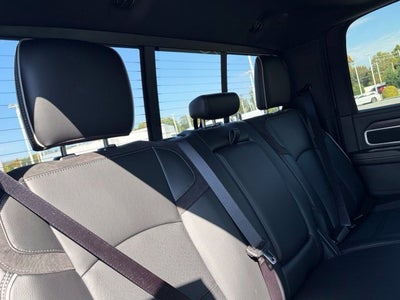 2027 RAM Ram 3500 RAM 3500 LARAMIE CREW CAB 4X4 8' BOX