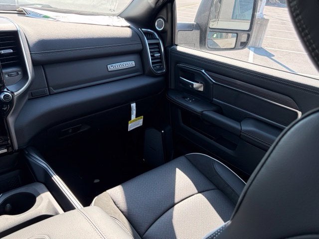 2027 RAM Ram 3500 RAM 3500 LARAMIE CREW CAB 4X4 8' BOX