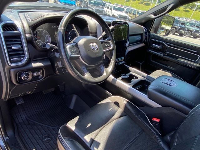 2023 RAM 3500 Laramie Crew Cab 4x4 8' Box