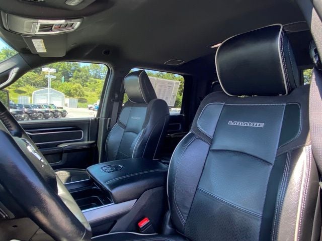 2023 RAM 3500 Laramie Crew Cab 4x4 8' Box