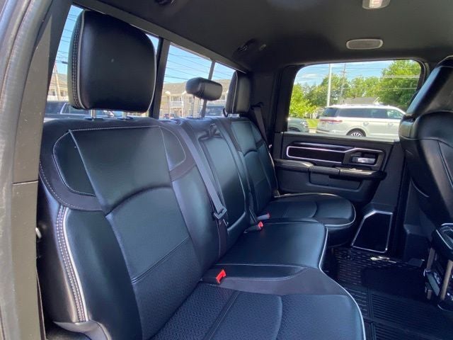 2023 RAM 3500 Laramie Crew Cab 4x4 8' Box