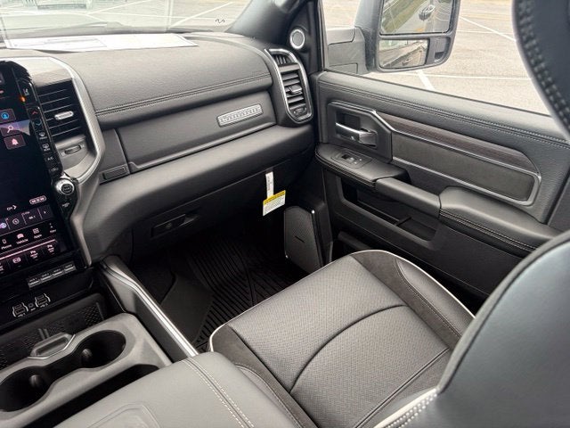 2027 RAM Ram 3500 RAM 3500 LARAMIE CREW CAB 4X4 8' BOX