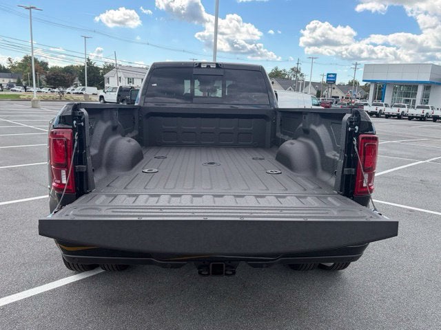 2027 RAM Ram 3500 RAM 3500 LARAMIE CREW CAB 4X4 8' BOX