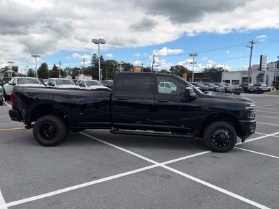 2027 RAM Ram 3500 RAM 3500 LARAMIE CREW CAB 4X4 8' BOX