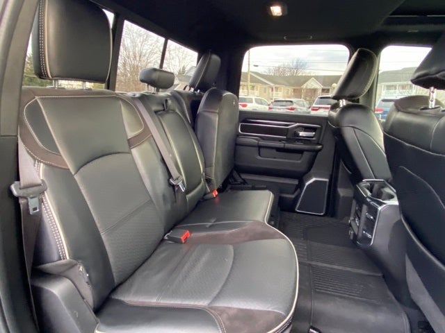 2023 RAM 3500 Laramie Crew Cab 4x4 8' Box