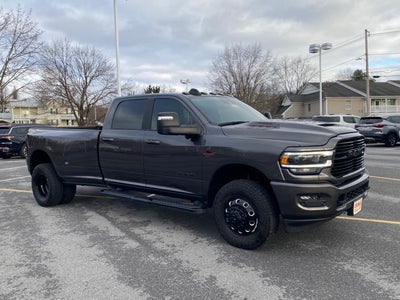 2023 RAM 3500 Laramie Crew Cab 4x4 8' Box