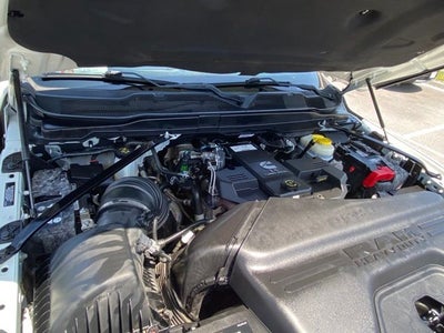 2020 RAM 3500 Laramie Longhorn Crew Cab 4x4 8' Box
