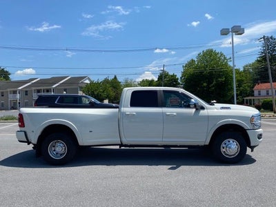 2020 RAM 3500 Laramie Longhorn Crew Cab 4x4 8' Box