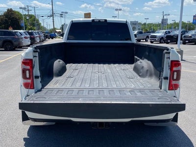 2020 RAM 3500 Laramie Longhorn Crew Cab 4x4 8' Box