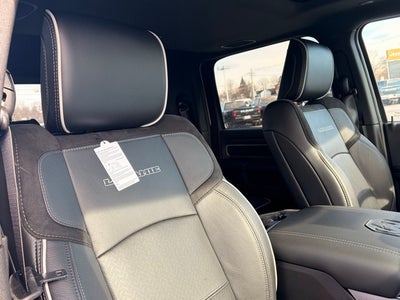 2026 RAM Ram 3500 RAM 3500 LARAMIE MEGA CAB 4X4 6'4' BOX