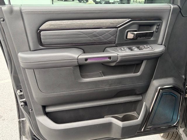 2026 RAM Ram 3500 RAM 3500 LIMITED MEGA CAB 4X4 6'4' BOX