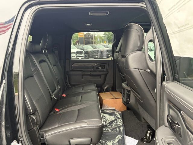 2026 RAM Ram 3500 RAM 3500 LIMITED MEGA CAB 4X4 6'4' BOX