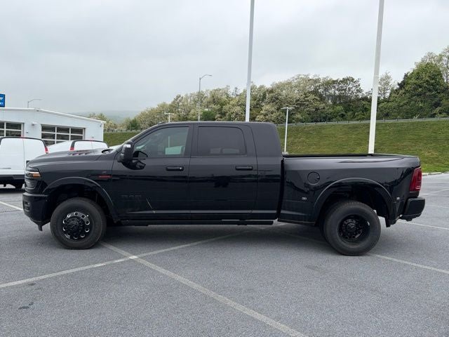 2026 RAM Ram 3500 RAM 3500 LIMITED MEGA CAB 4X4 6'4' BOX