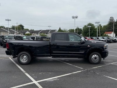 2026 RAM Ram 3500 RAM 3500 LIMITED CREW CAB 4X4 8' BOX