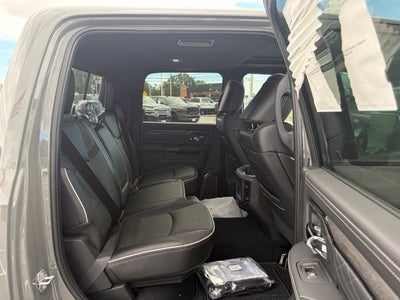 2027 RAM Ram 3500 RAM 3500 LIMITED CREW CAB 4X4 8' BOX