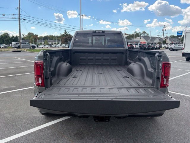2027 RAM Ram 3500 RAM 3500 LIMITED CREW CAB 4X4 8' BOX