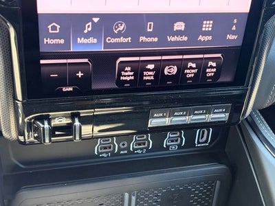 2026 RAM Ram 3500 RAM 3500 LIMITED CREW CAB 4X4 8' BOX