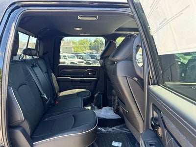 2026 RAM Ram 3500 RAM 3500 LIMITED CREW CAB 4X4 8' BOX