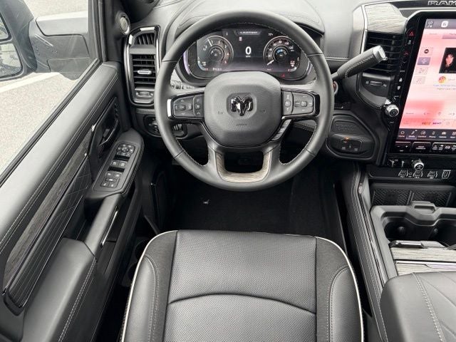 2026 RAM Ram 3500 RAM 3500 LIMITED CREW CAB 4X4 8' BOX