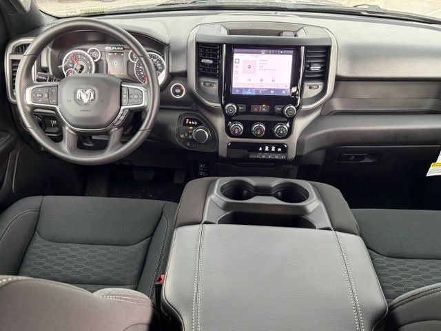 2026 RAM Ram 1500 RAM 1500 TRADESMAN CREW CAB 4X4 5'7' BOX