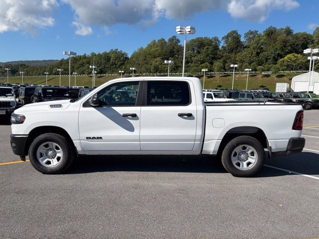 2027 RAM Ram 1500 RAM 1500 TRADESMAN CREW CAB 4X4 5'7' BOX