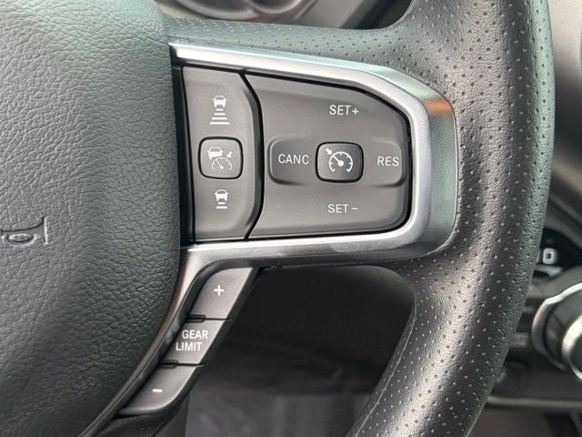 2026 RAM 1500 RAM 1500 EXPRESS CREW CAB 4X4 5'7' BOX