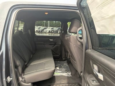 2026 RAM 1500 RAM 1500 EXPRESS CREW CAB 4X4 5'7' BOX