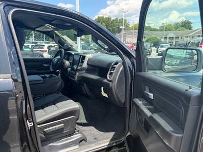 2026 RAM Ram 1500 RAM 1500 EXPRESS CREW CAB 4X4 5'7' BOX