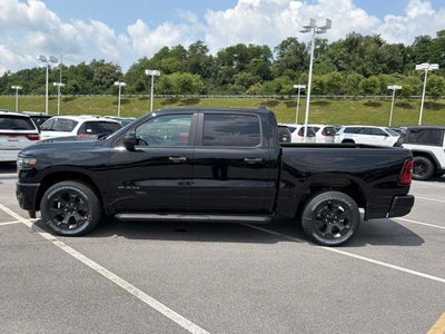 2026 RAM 1500 RAM 1500 EXPRESS CREW CAB 4X4 5'7' BOX