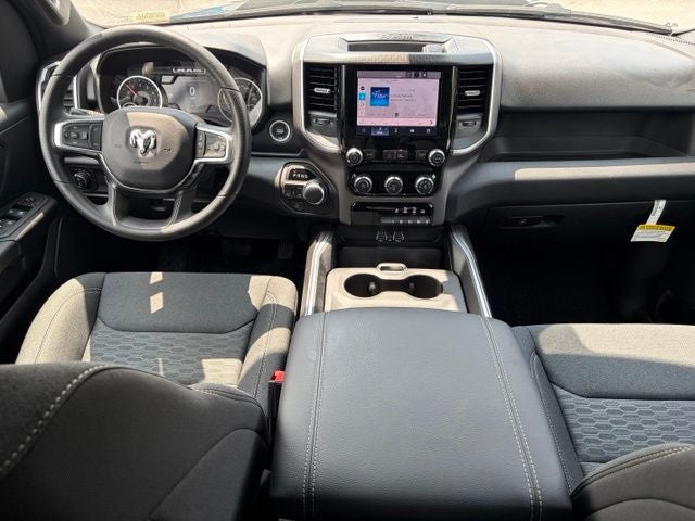 2026 RAM 1500 RAM 1500 EXPRESS CREW CAB 4X4 5'7' BOX