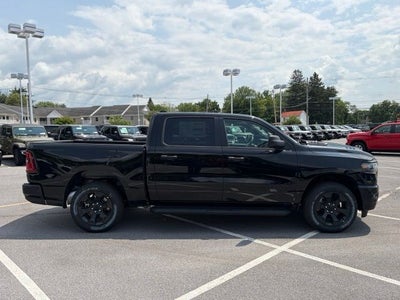 2026 RAM 1500 RAM 1500 EXPRESS CREW CAB 4X4 5'7' BOX