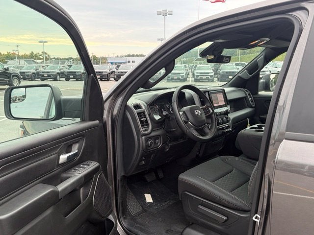 2026 RAM Ram 1500 RAM 1500 TRADESMAN CREW CAB 4X4 5'7' BOX