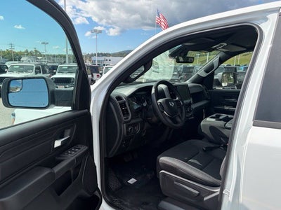 2027 RAM Ram 1500 RAM 1500 TRADESMAN CREW CAB 4X4 5'7' BOX