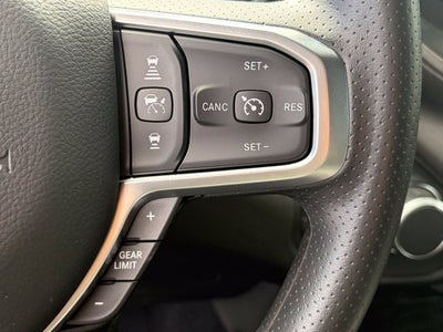 2027 RAM Ram 1500 RAM 1500 TRADESMAN CREW CAB 4X4 5'7' BOX