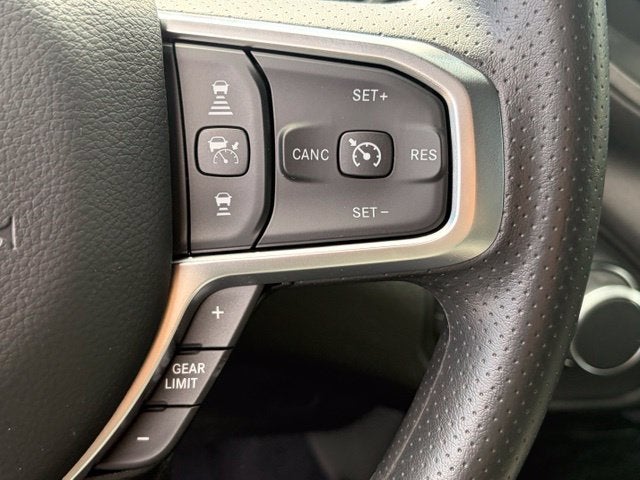 2027 RAM Ram 1500 RAM 1500 TRADESMAN CREW CAB 4X4 5'7' BOX
