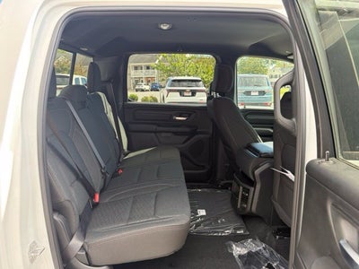 2027 RAM Ram 1500 RAM 1500 TRADESMAN CREW CAB 4X4 5'7' BOX