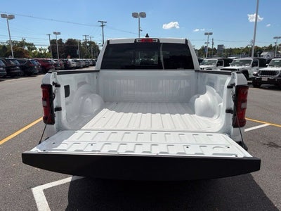 2027 RAM Ram 1500 RAM 1500 TRADESMAN CREW CAB 4X4 5'7' BOX