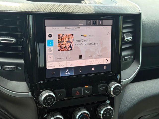 2026 RAM Ram 1500 RAM 1500 EXPRESS CREW CAB 4X4 5'7' BOX