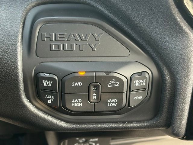 2026 RAM 2500 RAM 2500 TRADESMAN CREW CAB 4X4 6'4' BOX
