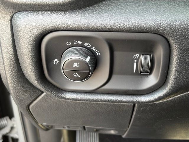 2026 RAM 2500 RAM 2500 TRADESMAN CREW CAB 4X4 6'4' BOX