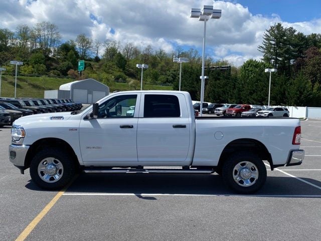 2022 RAM 2500 Tradesman Crew Cab 4x4 6'4' Box