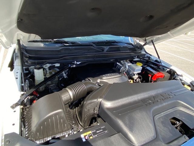 2022 RAM 2500 Tradesman Crew Cab 4x4 6'4' Box