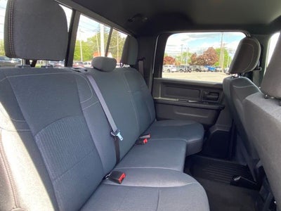 2022 RAM 2500 Tradesman Crew Cab 4x4 6'4' Box