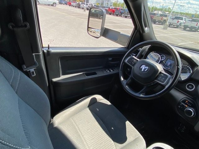 2022 RAM 2500 Tradesman Crew Cab 4x4 6'4' Box