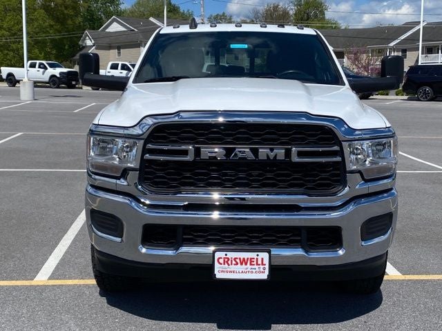 2022 RAM 2500 Tradesman Crew Cab 4x4 6'4' Box